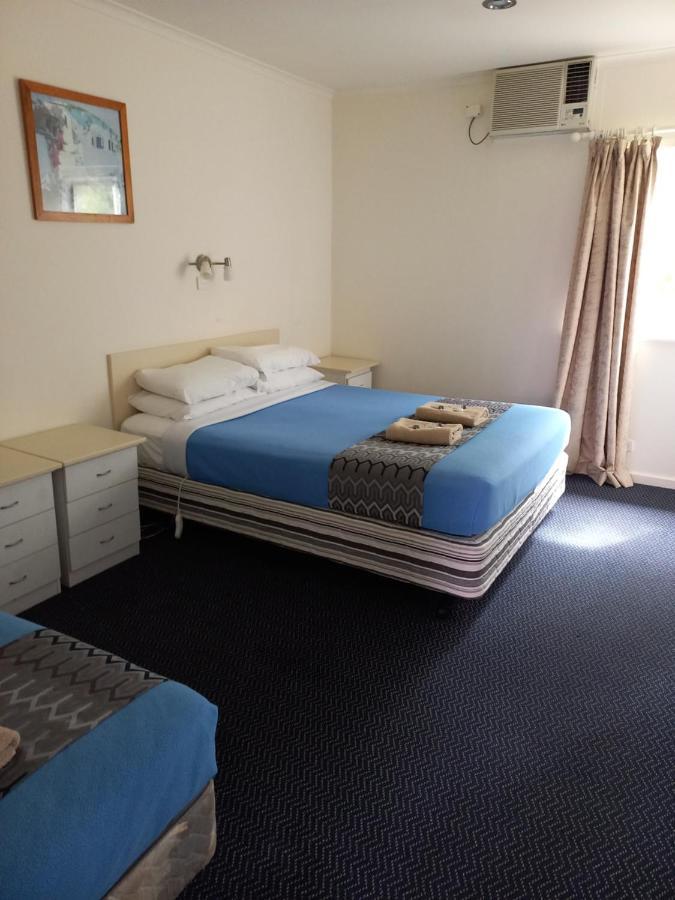 Heyfield Motel And Apartments Lakes Entrance Ngoại thất bức ảnh
