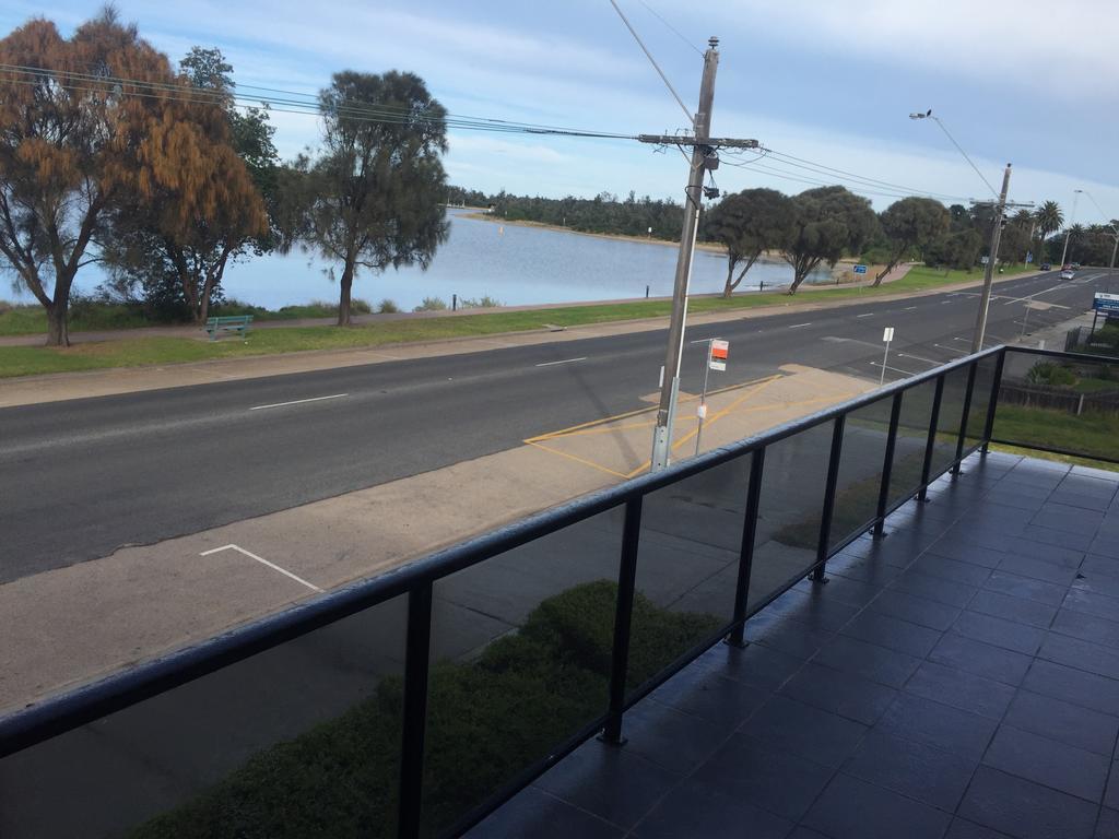 Heyfield Motel And Apartments Lakes Entrance Ngoại thất bức ảnh