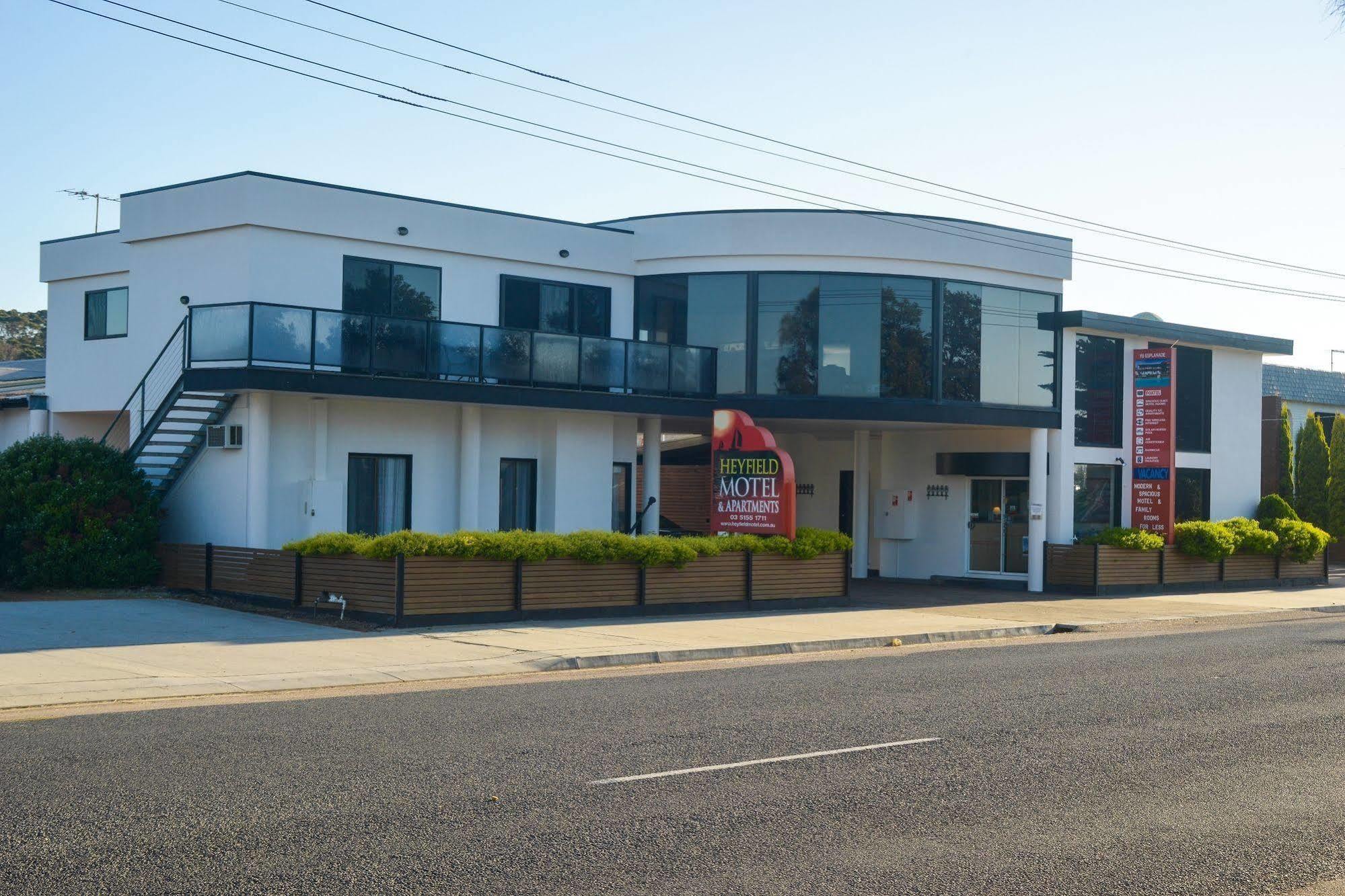 Heyfield Motel And Apartments Lakes Entrance Ngoại thất bức ảnh